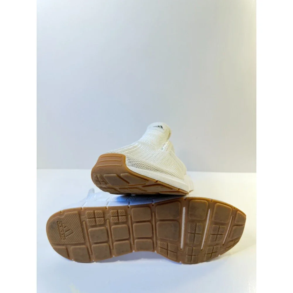 adidas Mens Swift Run White/White/Core Black 11